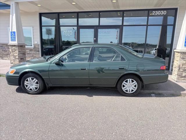 2001 Toyota Camry LE V6
