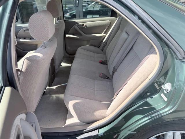 2001 Toyota Camry LE V6