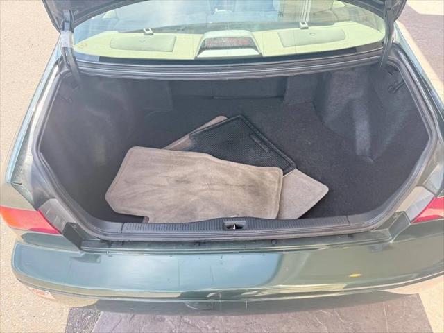 2001 Toyota Camry LE V6