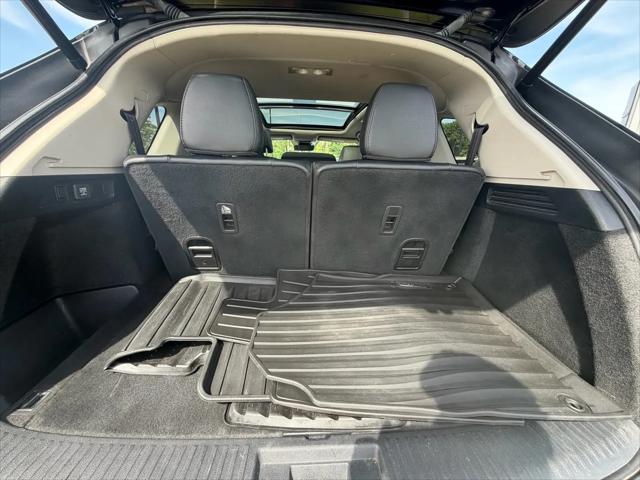 2022 Acura MDX Standard