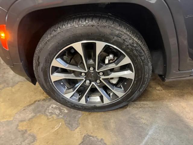 2022 Jeep Grand Cherokee Overland 4x4