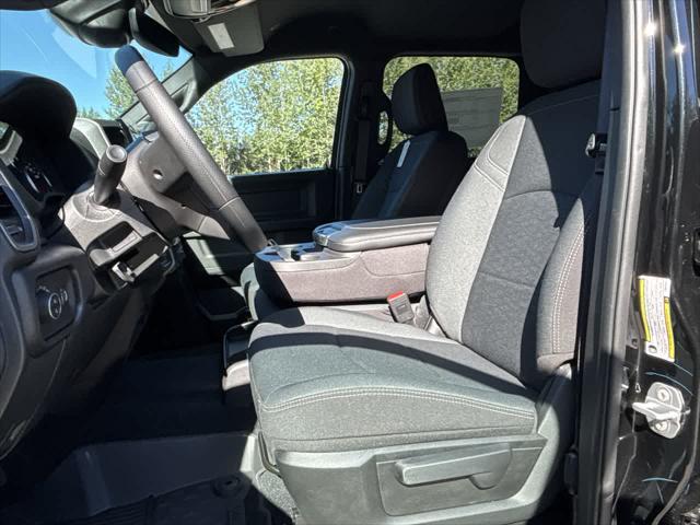 2026 Ram 2500 Black Express Crew Cab 4x4 64 Box