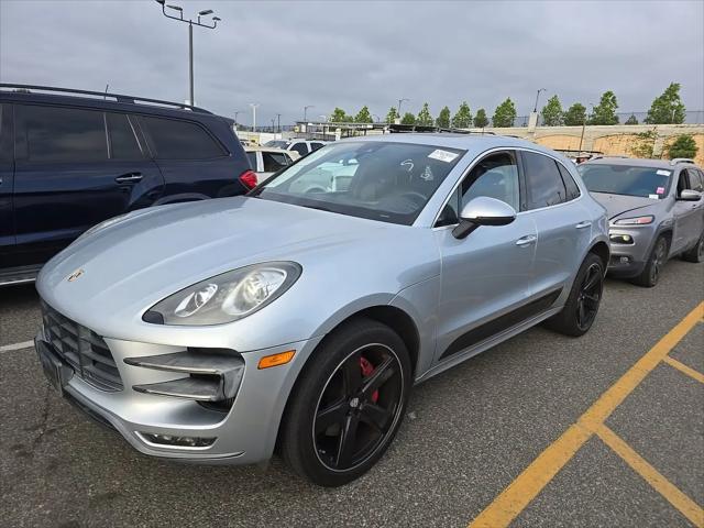 2016 Porsche Macan Turbo