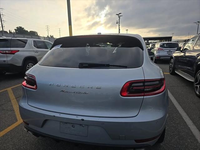 2016 Porsche Macan Turbo