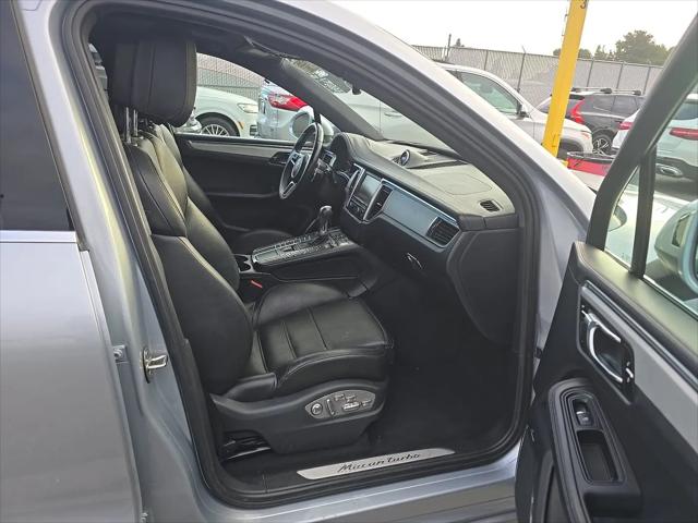 2016 Porsche Macan Turbo