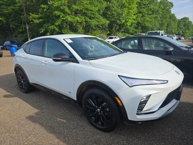 2025 Buick NV Sport Touring FWD