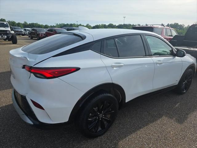 2025 Buick NV Sport Touring FWD