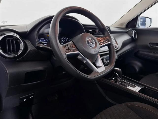 2021 Nissan Kicks SV Xtronic CVT