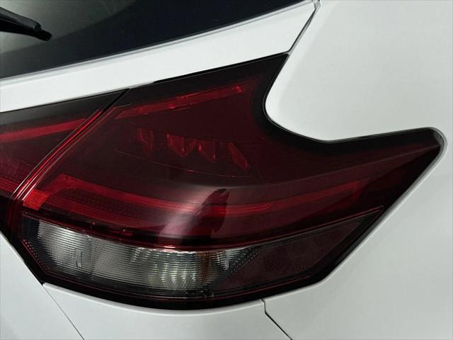 2021 Nissan Kicks SV Xtronic CVT