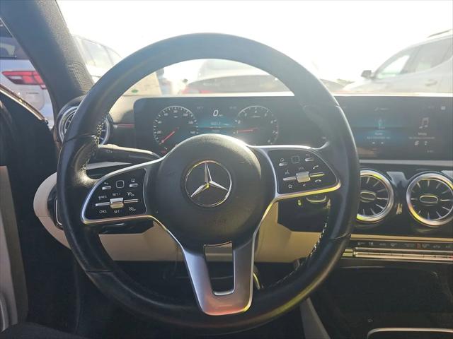 2022 Mercedes-Benz A 220 A 220