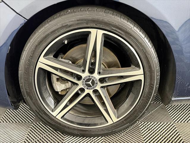 2022 Mercedes-Benz A 220 A 220