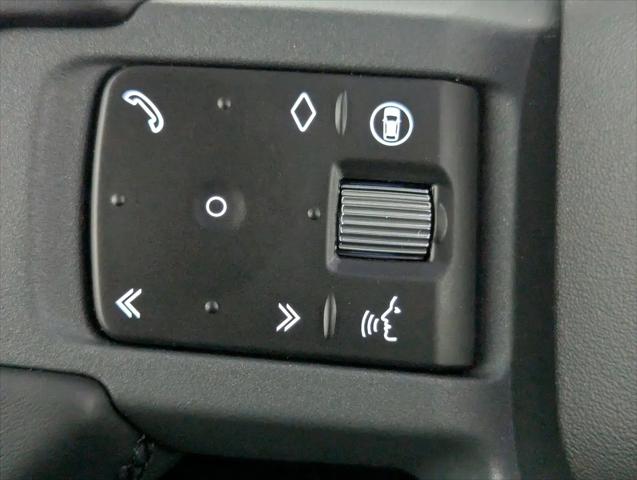 2026 Land Rover Defender P400 X-Dynamic SE