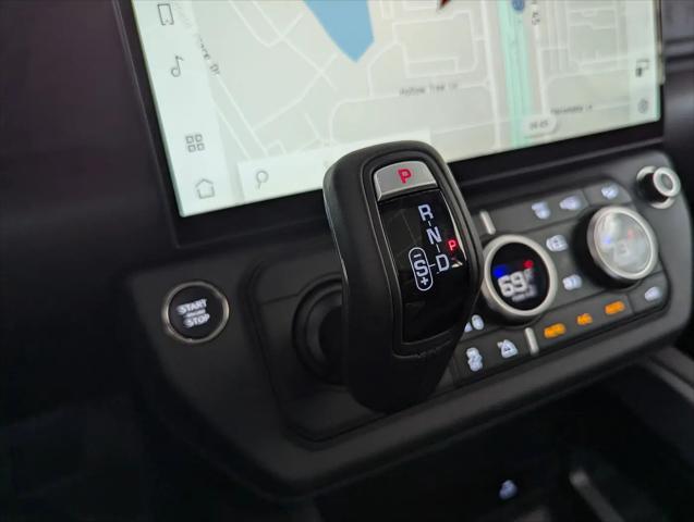 2026 Land Rover Defender P400 X-Dynamic SE