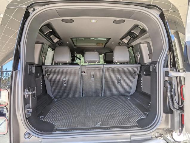 2026 Land Rover Defender P400 X-Dynamic SE
