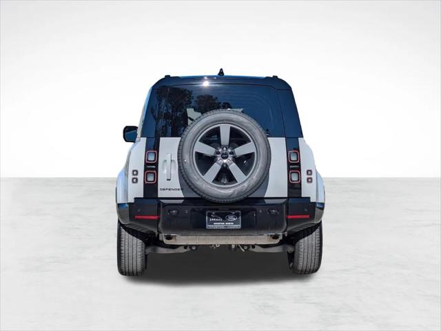 2026 Land Rover Defender P400 X-Dynamic SE