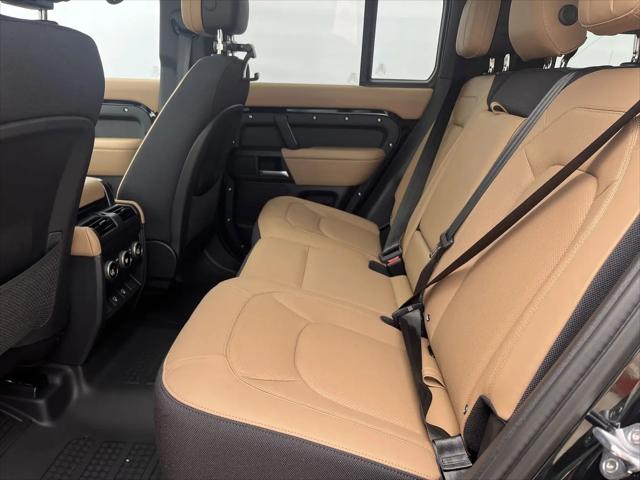 2025 Land Rover Defender 110 P525 V8