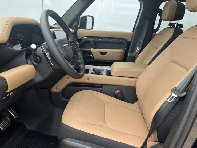 2025 Land Rover Defender 110 P525 V8