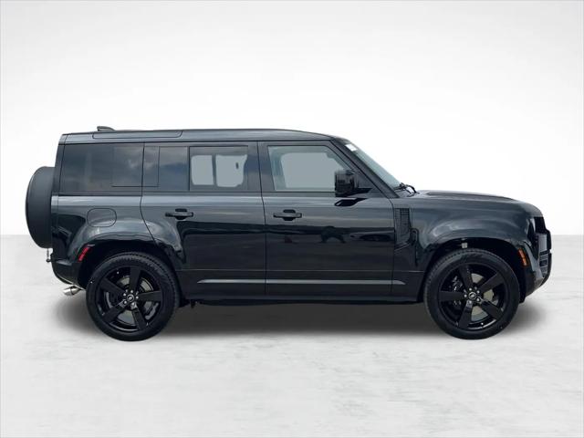 2025 Land Rover Defender 110 P525 V8