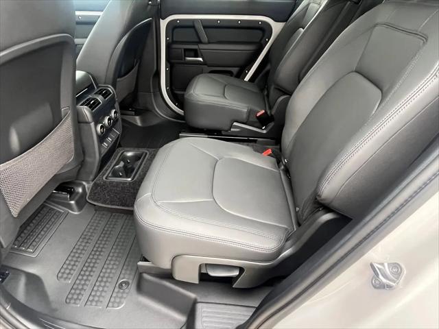 2026 Land Rover Defender P300 S