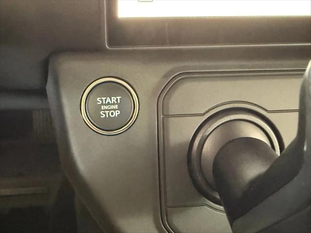 2026 Land Rover Defender X-Dynamic SE