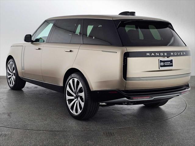 2026 Land Rover Range Rover P530 SE 7 Seat