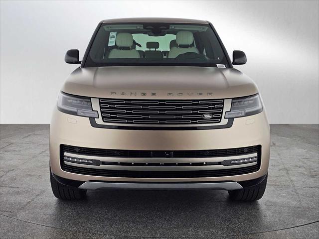 2026 Land Rover Range Rover P530 SE 7 Seat