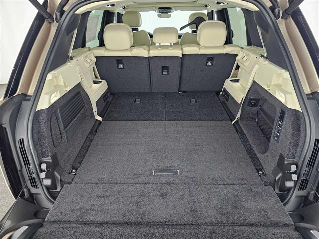2026 Land Rover Range Rover P530 SE 7 Seat
