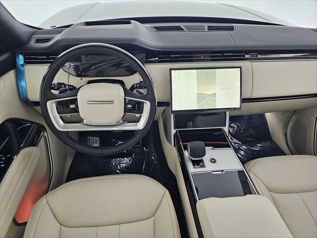 2026 Land Rover Range Rover P530 SE 7 Seat