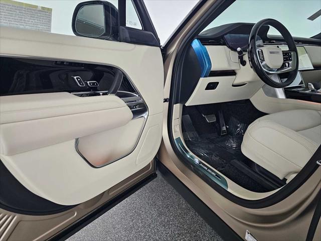 2026 Land Rover Range Rover P530 SE 7 Seat