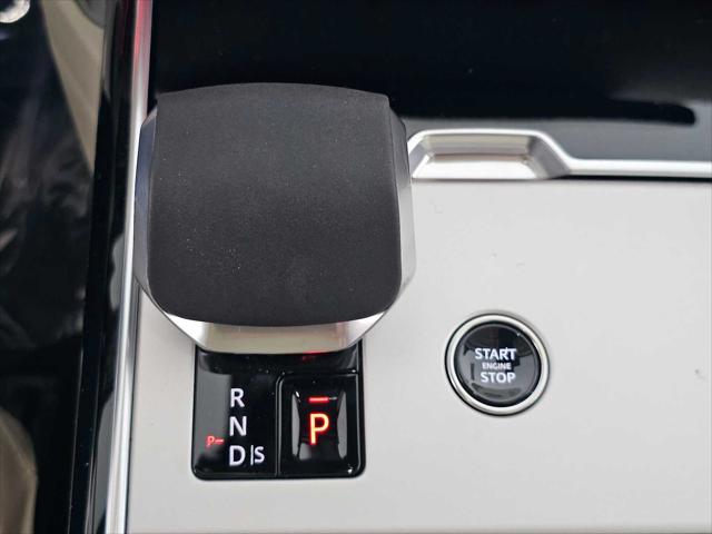 2026 Land Rover Range Rover P530 SE 7 Seat