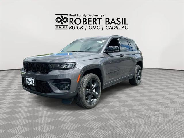 2023 Jeep Grand Cherokee Altitude 4x4