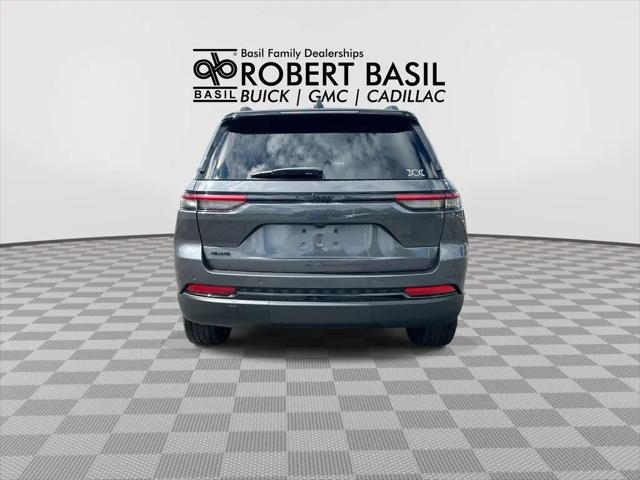 2023 Jeep Grand Cherokee Altitude 4x4