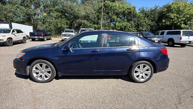 2013 Chrysler 200 LX