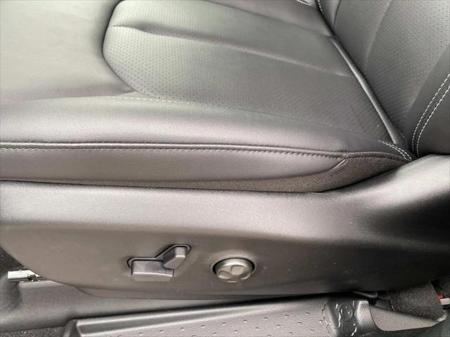 2027 Chrysler Pacifica Select AWD