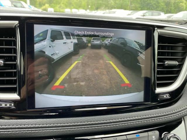 2027 Chrysler Pacifica Select AWD