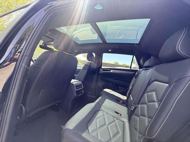 2026 Volkswagen Atlas Cross Sport SE with Technology