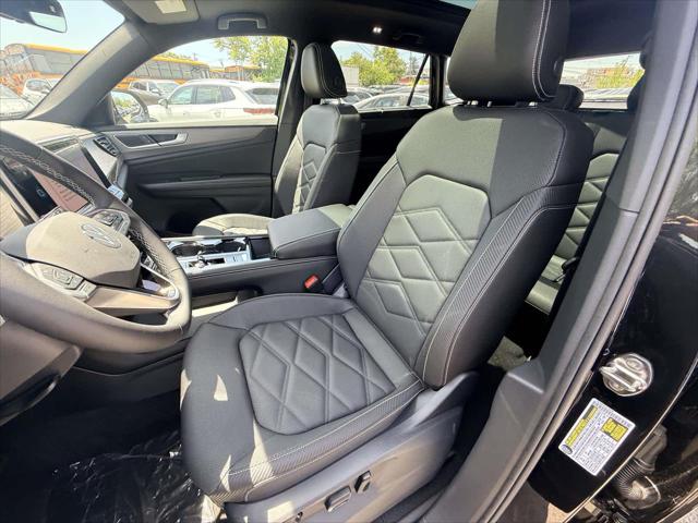 2026 Volkswagen Atlas Cross Sport SE with Technology