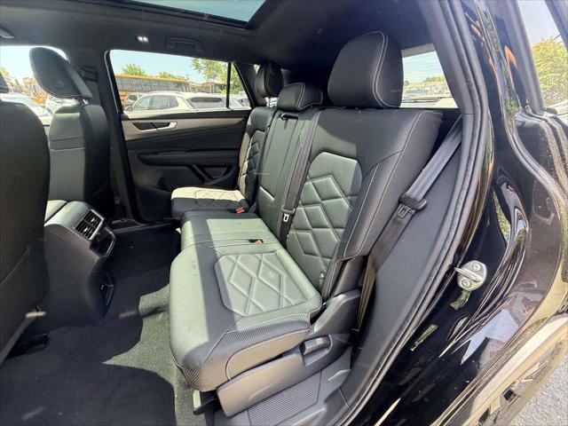 2026 Volkswagen Atlas Cross Sport SE with Technology