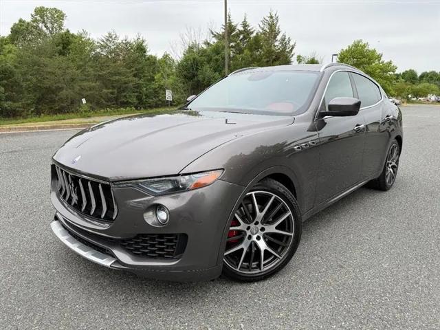 2017 Maserati Levante Standard