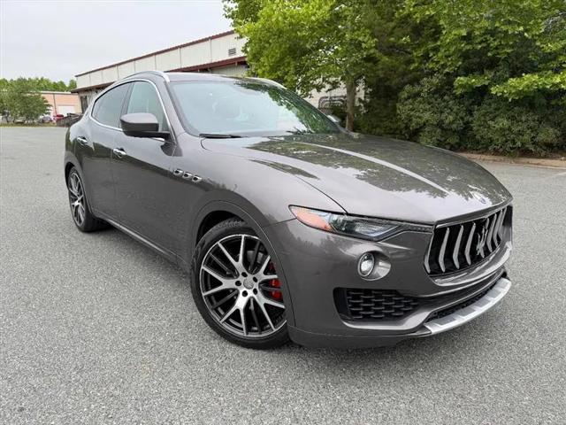 2017 Maserati Levante Standard