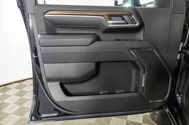2024 Chevrolet Silverado 2500HD 4WD Crew Cab Standard Bed LT