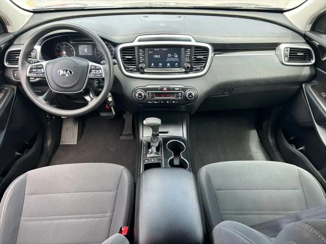 2019 Kia Sorento 3.3L LX