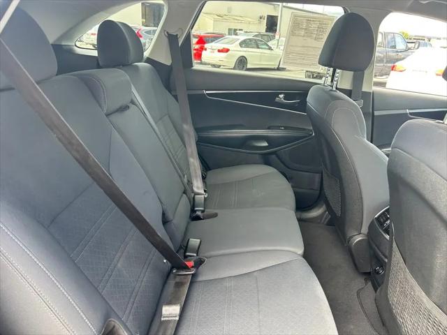 2019 Kia Sorento 3.3L LX
