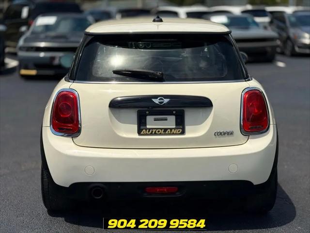 2018 MINI Hardtop Cooper