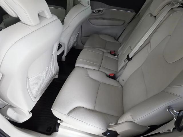 2024 Volvo XC90 B6 Plus Bright Theme 7-Seater