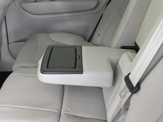 2024 Volvo XC90 B6 Plus Bright Theme 7-Seater