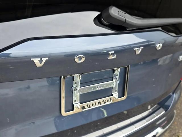2024 Volvo XC90 B6 Plus Bright Theme 7-Seater
