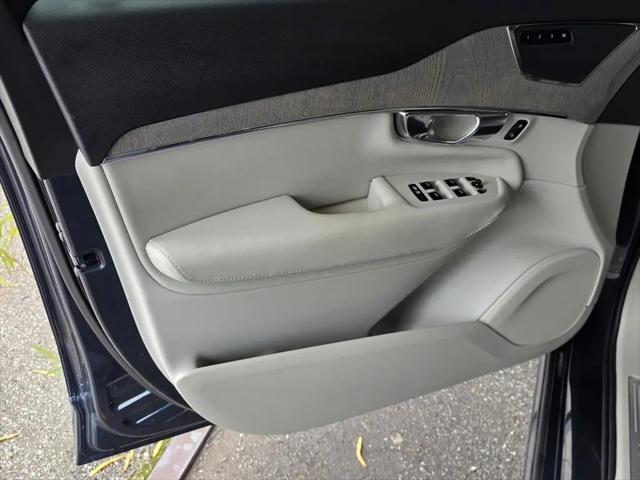 2024 Volvo XC90 B6 Plus Bright Theme 7-Seater