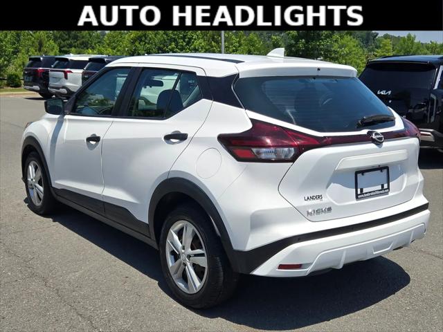 2022 Nissan Kicks S Xtronic CVT