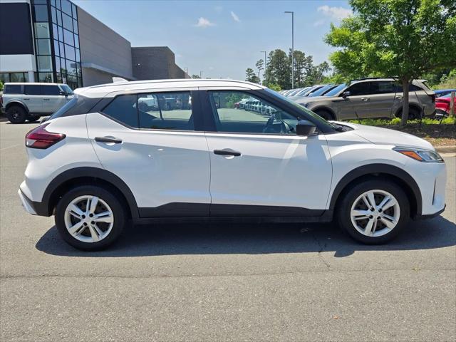 2022 Nissan Kicks S Xtronic CVT